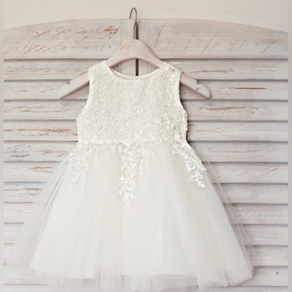Jj’s House A-Line Scoop Knee-Length Satin/Tulle Flower Girl Dress